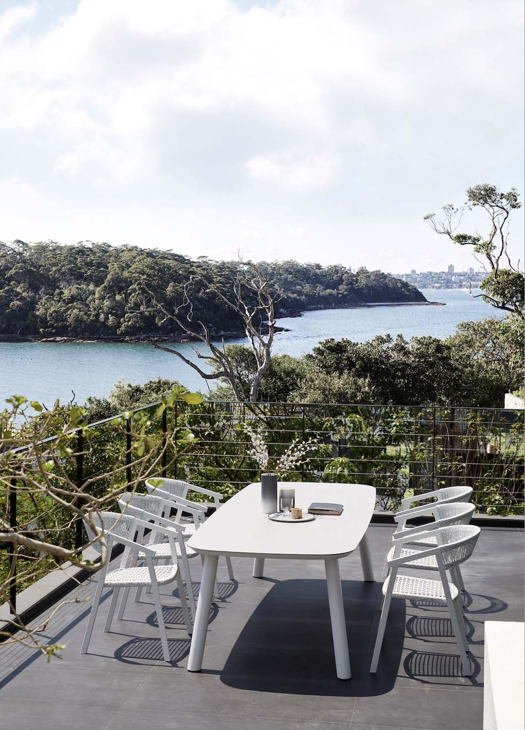Table repas de jardin moderne en aluminium - avec plateau en céramique - LARA
