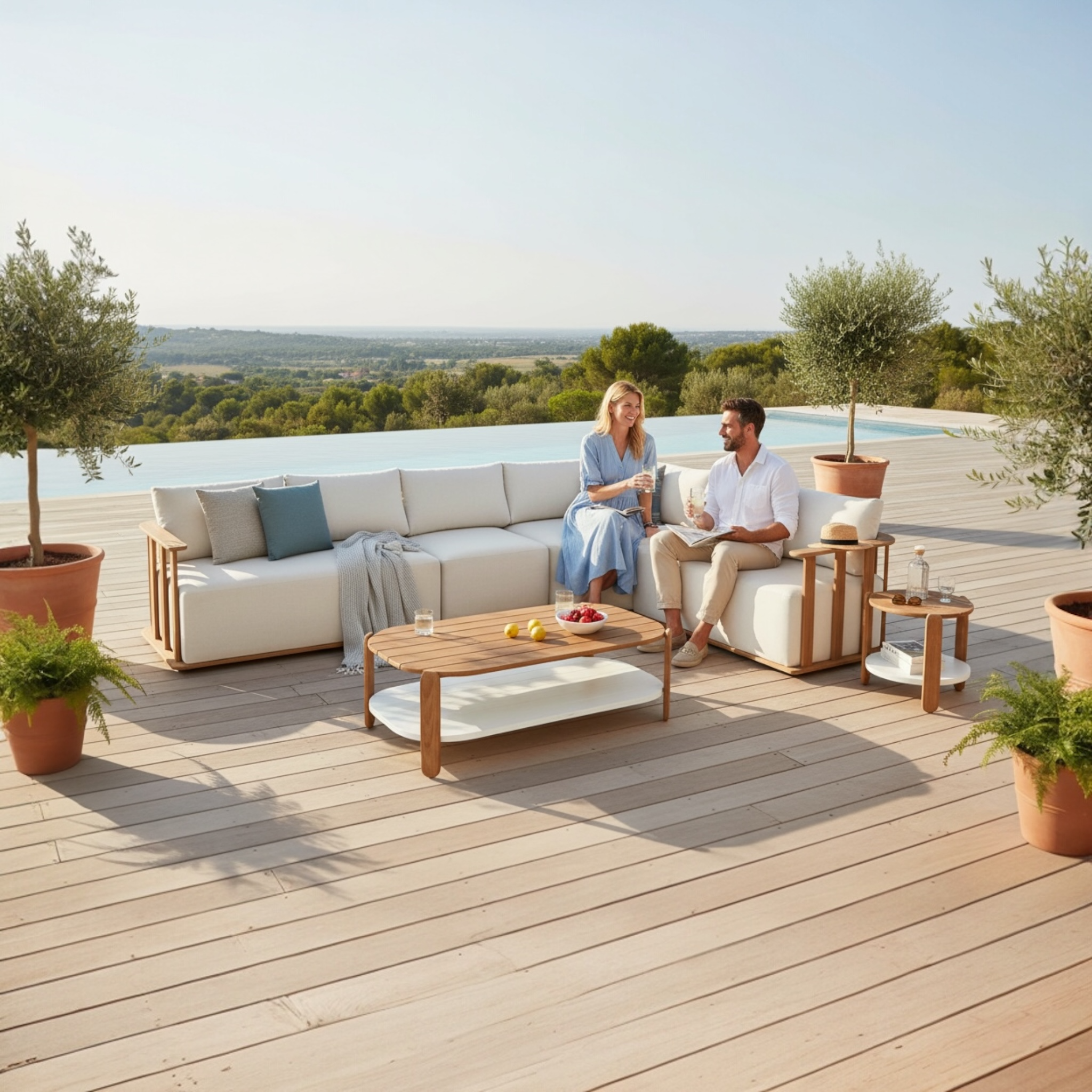 Salon de jardin d'angle en teck massif FSC, design italien élégant avec tissu acrylique déperlant, housses déhoussables. 