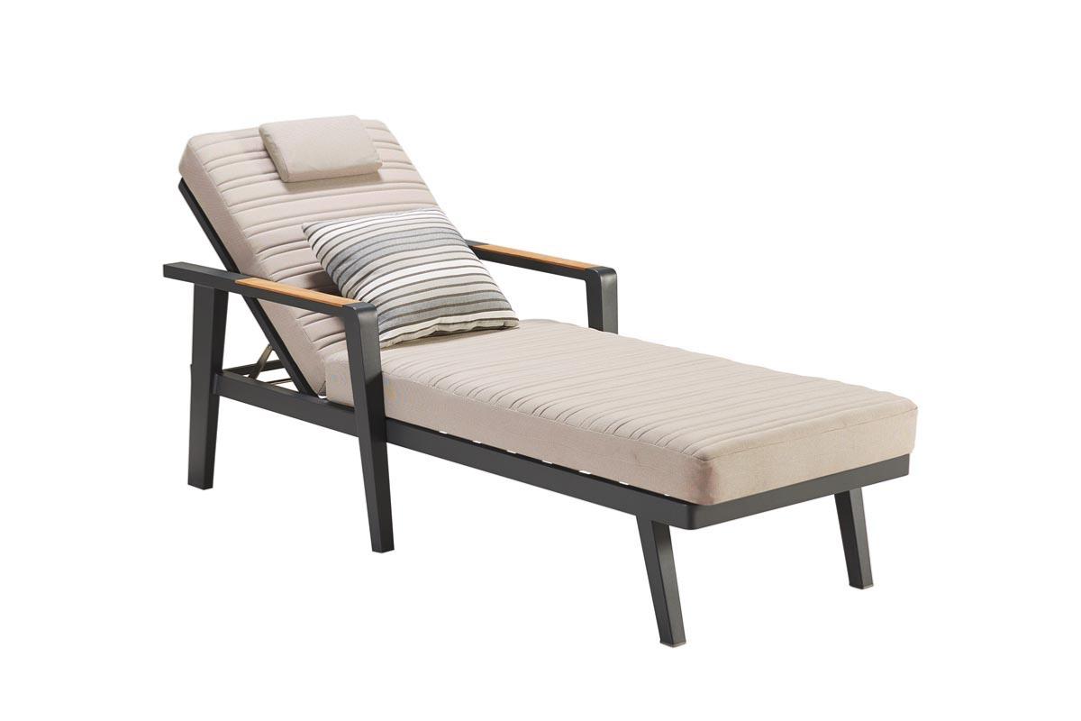 Bain de soleil en aluminium haut de gamme et teck FSC, coussin épais en tissu oléfine beige, housse déperlante. 