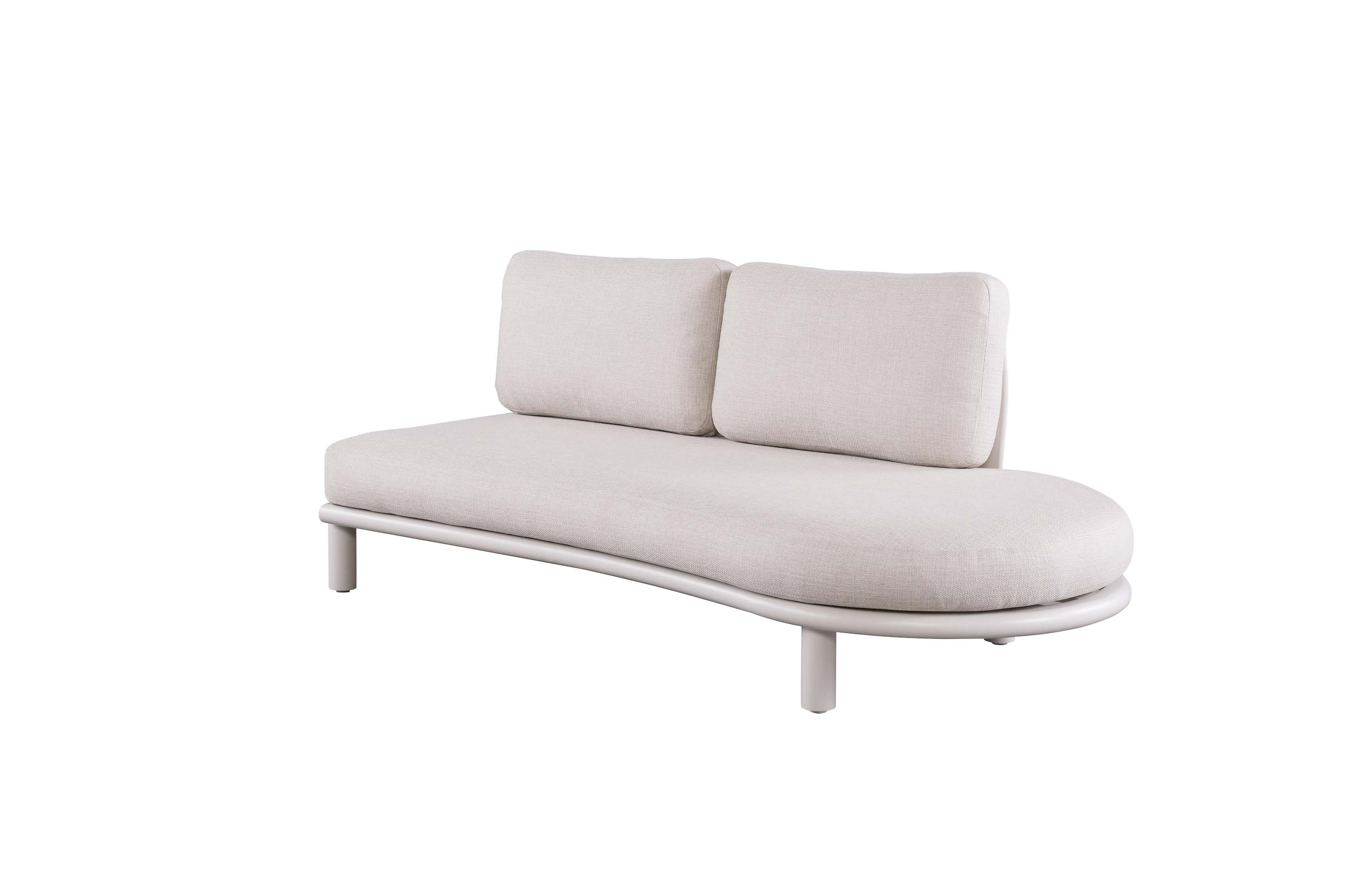 Canapé design courbé en aluminium haut de gamme avec peinture époxy, assise et dossier en teck FSC beige, élégance.