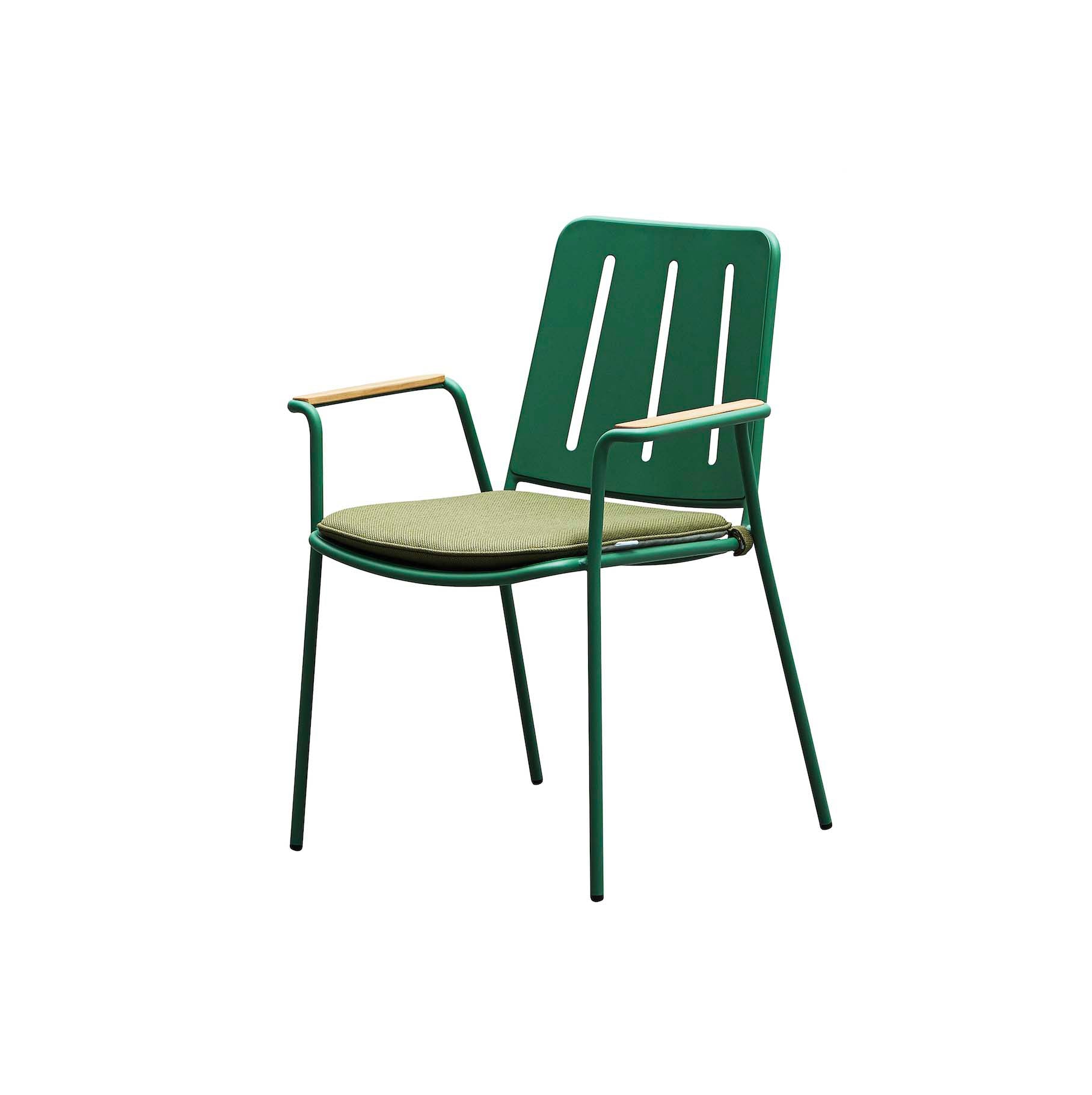 Chaise bistrot haute de gamme en aluminium vert mat avec assise rembourrée beige, design épuré et élégant. 