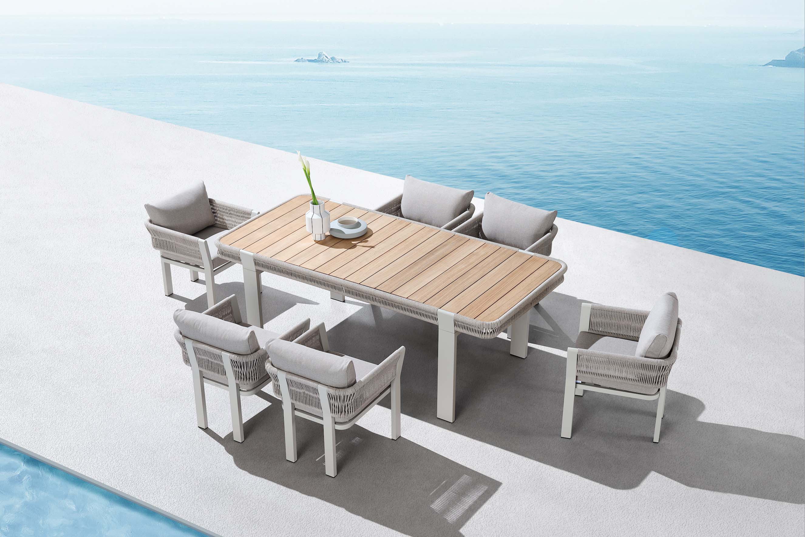 Ensemble de repas extérieur en aluminium moderne avec plateau en teck FSC, six chaises à corde tressée élégante, coussins.