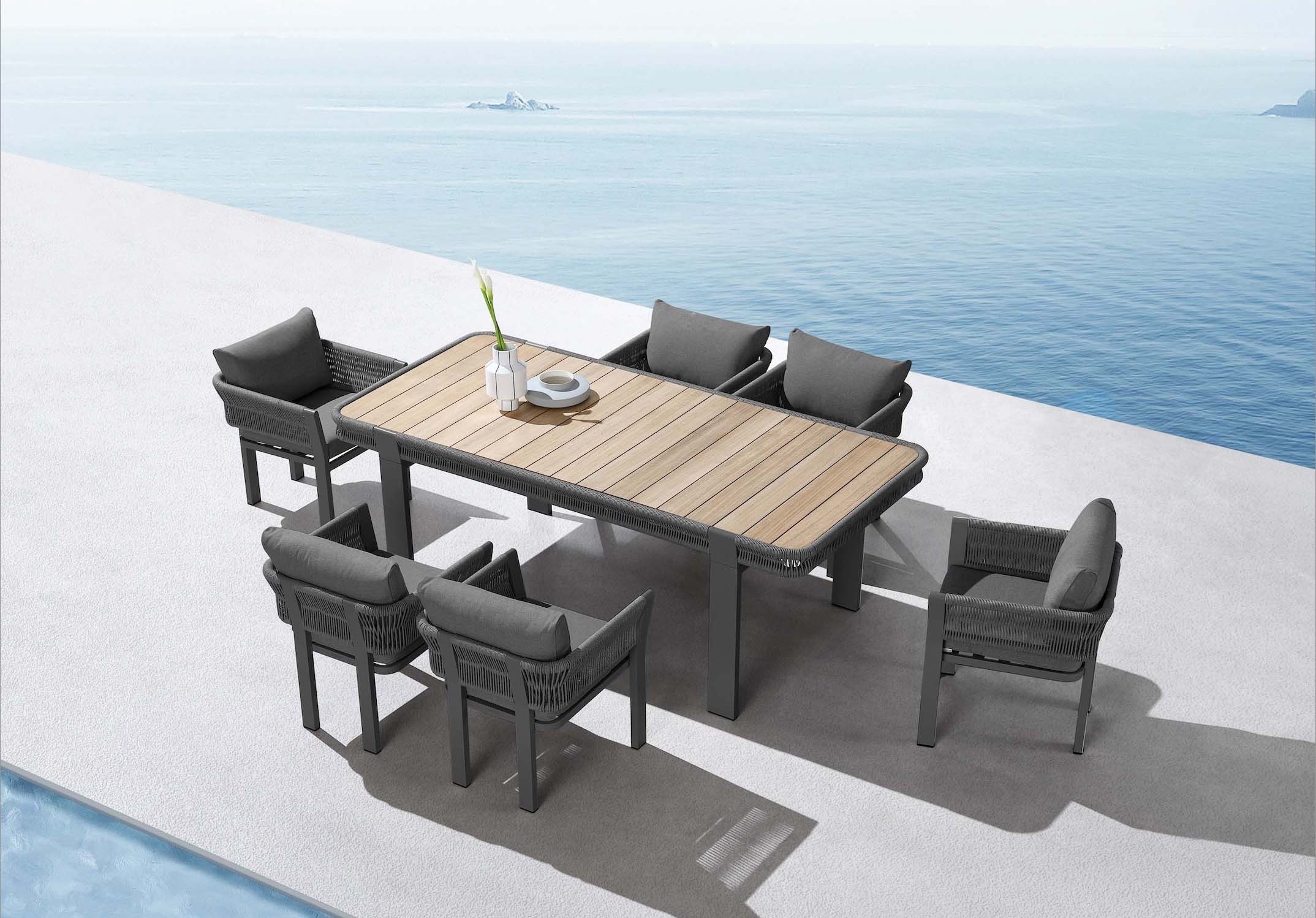 Ensemble de repas extérieur moderne avec table en aluminium et plateau en teck FSC, six fauteuils gris à corde tressée. 