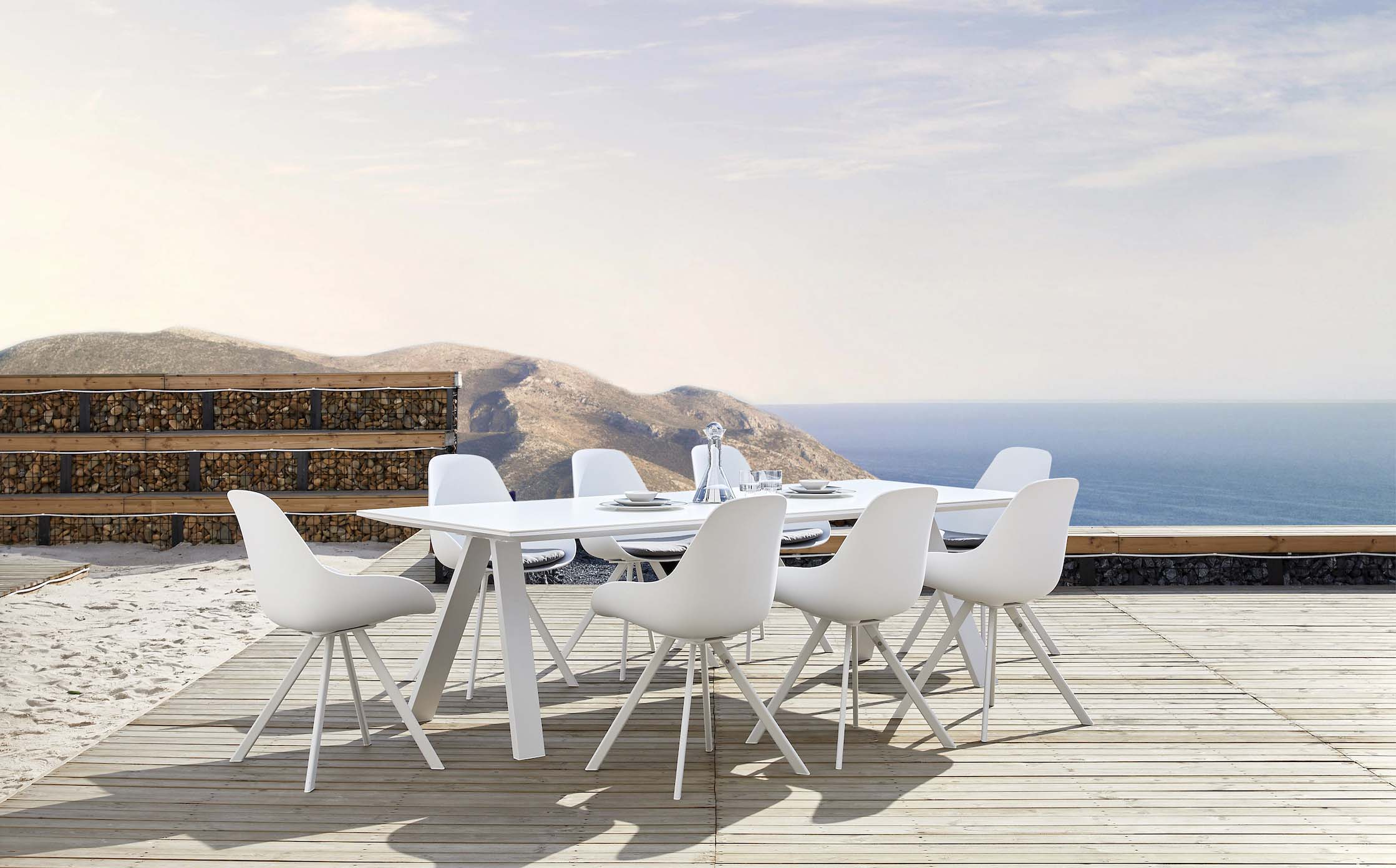 Table de jardin aluminium haut de gamme avec plateau céramique blanc 240 cm, pieds en aluminium à peinture époxy, design.