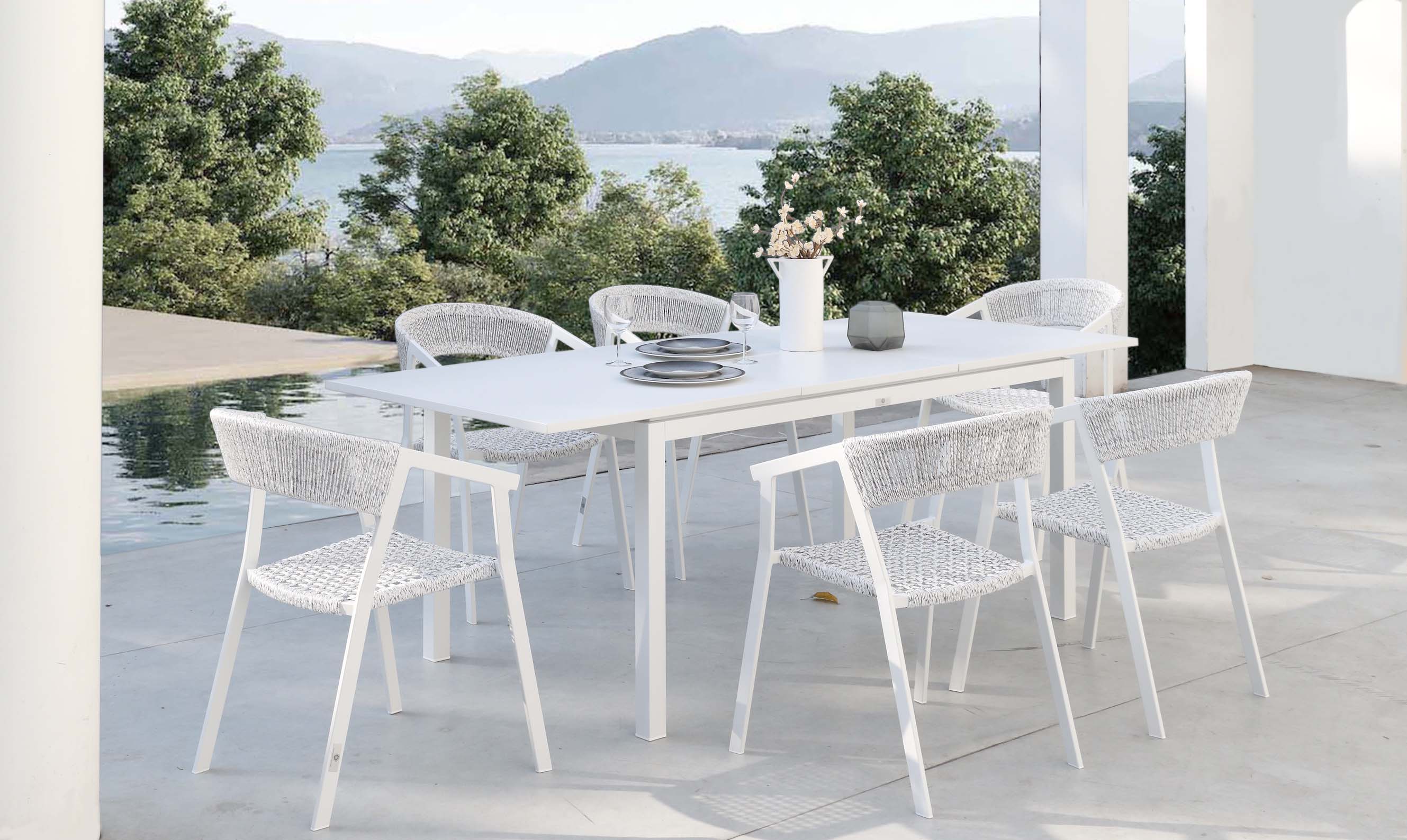 Table extensible en aluminium haut de gamme inoxydable blanc avec design épuré, élégance méditerranéenne, idéale pour grand.